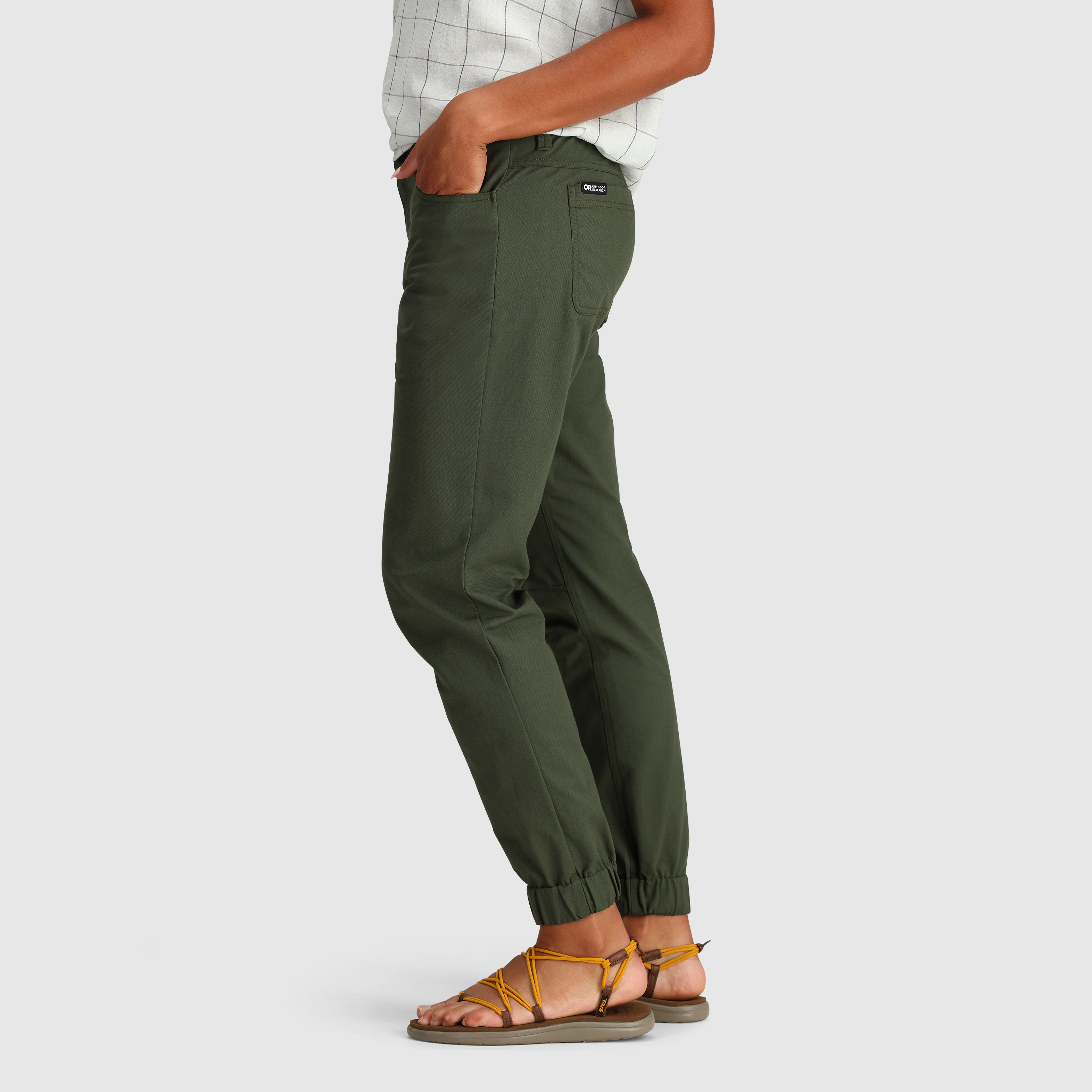 RUGGED PROFESSIONAL™ SERIES RUGGED FLEX™ RELAXED FIT CANVAS WORK PANT |  Carhartt®