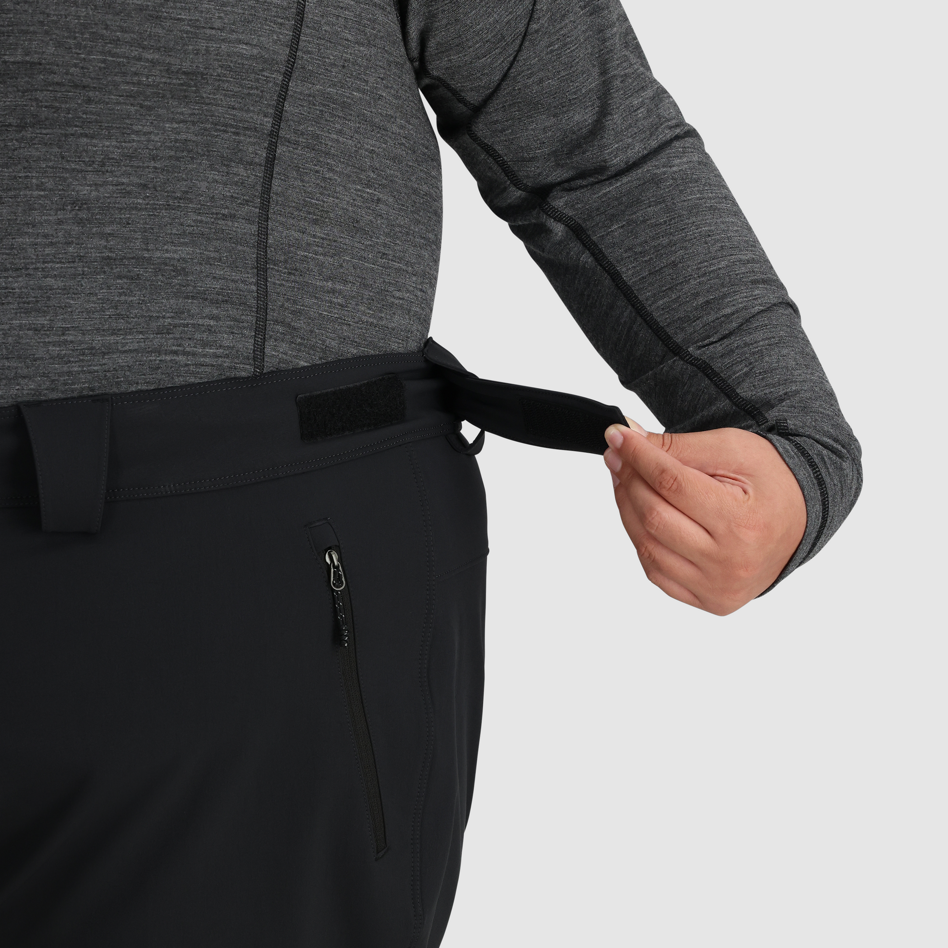 B29 :: Elastic Hem / Comfortably stretchy, this ensures the hem of your jacket stays around your waist without riding up.