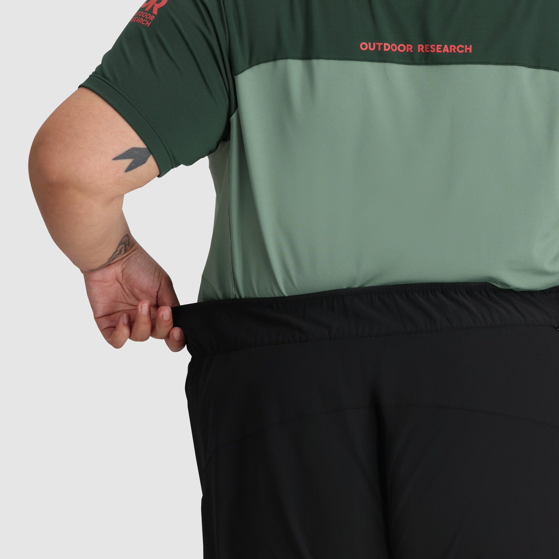 B22 :: Waist Adjustment Tabs / Allows micro adjustments to waist as well as prevent zipper creep.